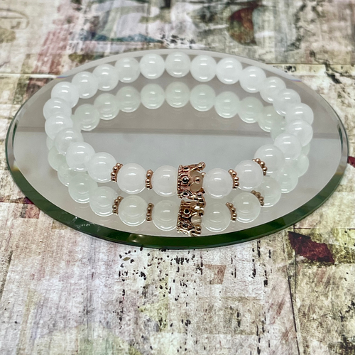 Jesus is King Bracelet Ladies Version